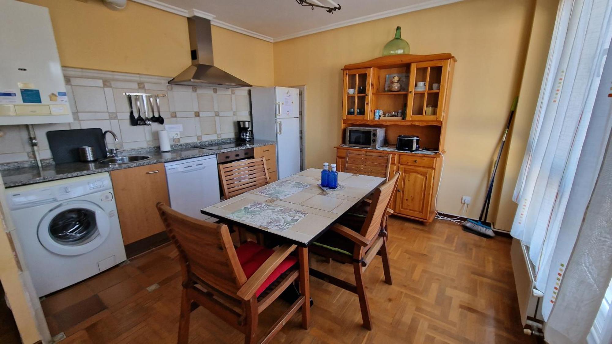 Apartamento Parque Del Oeste Oviedo Kültér fotó